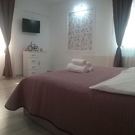 Apartament Liliac بوخارست المظهر الخارجي الصورة